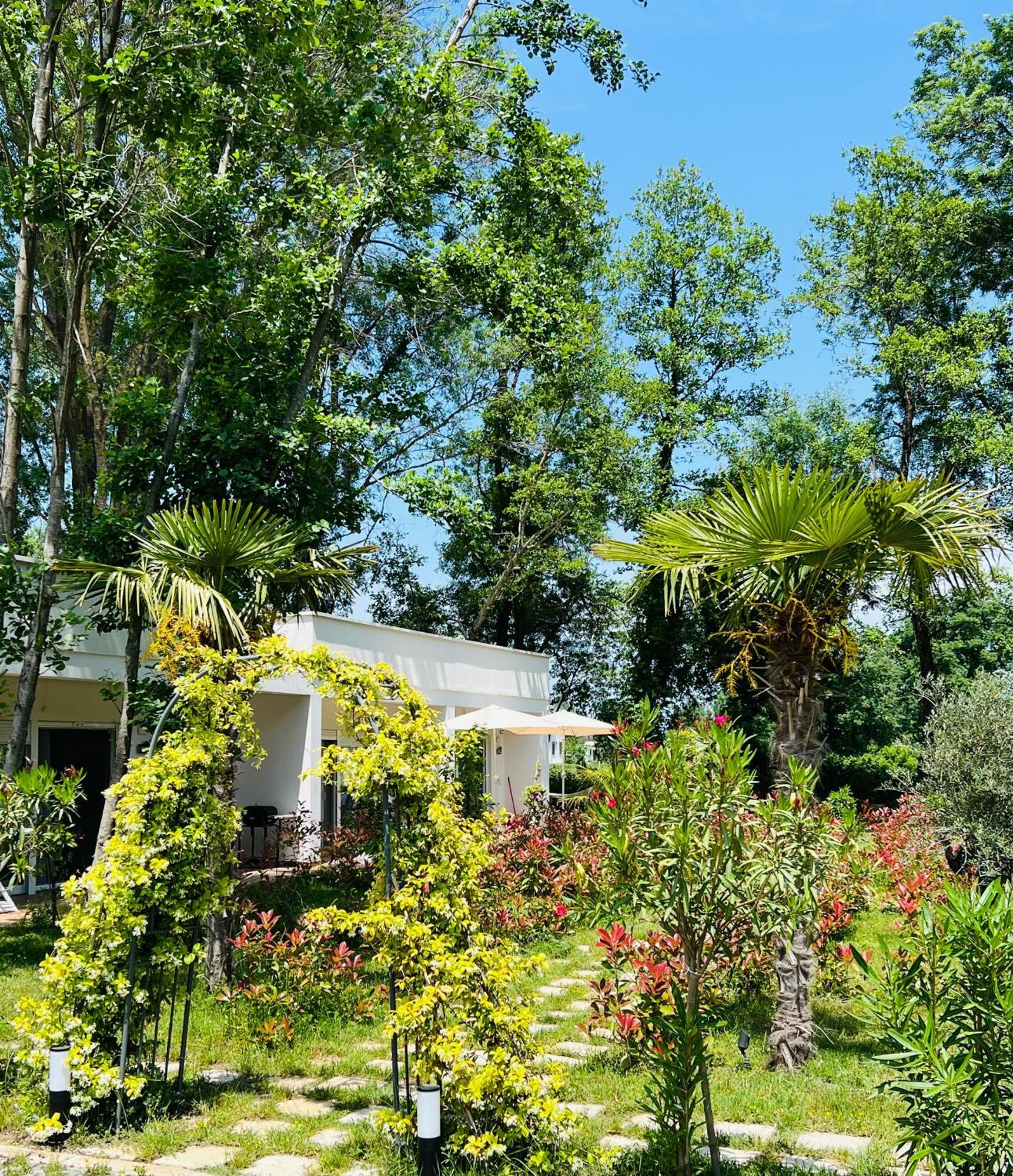 Garden Villas دونجي ستوج المظهر الخارجي الصورة